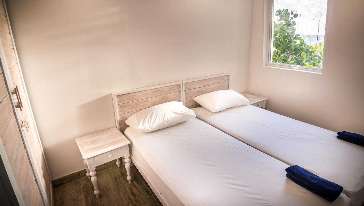 Island Hostels Mount Lavinia Дехивала-Маунт-Лавиния Экстерьер фото